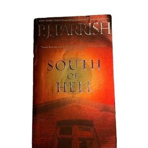 P. J. Parrish South of Hell first edition paperback.